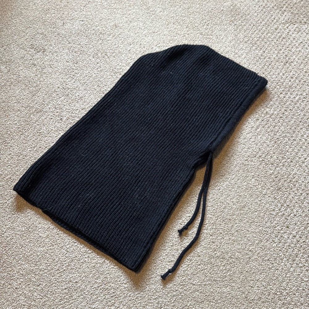 Black Beanie Sweater Hood